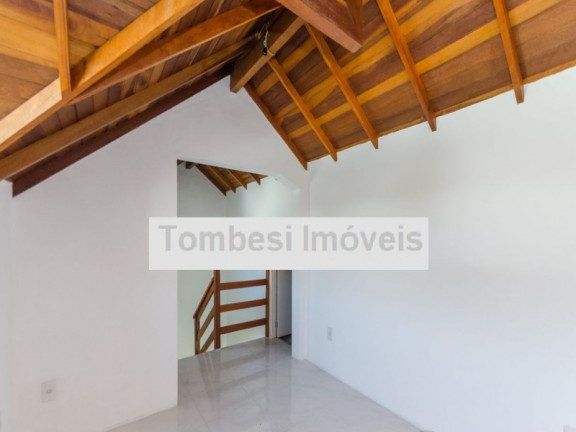 Imagem Sobrado com 3 Quartos à Venda, 178 m² em Jardim Itu - Porto Alegre