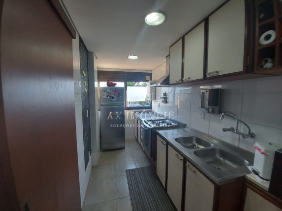 Imagem Imóvel com 2 Quartos à Venda, 122 m² em Vila Ipiranga - Porto Alegre Imagem Imóvel com 2 Quartos à Venda, 122 m² em Vila Ipiranga - Porto Alegre