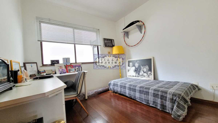 Imagem Apartamento com 8 Quartos à Venda, 320 m² em Lagoa - Rio De Janeiro Imagem Apartamento com 8 Quartos à Venda, 320 m² em Lagoa - Rio De Janeiro