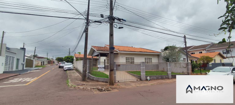 Casa com 3 Quartos à Venda, 339 m² em Parque Verde - Cascavel