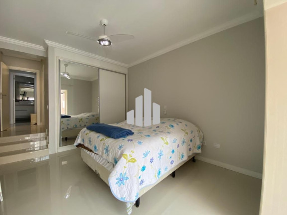Imagem Apartamento com 3 Quartos à Venda, 180 m² em Praia Grande - Torres