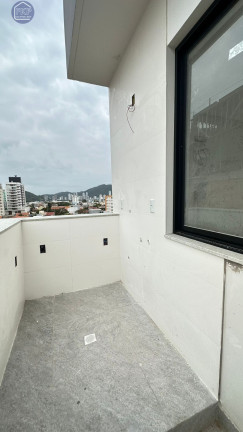 Imagem Cobertura com 3 Quartos à Venda, 170 m² em Centro - Navegantes