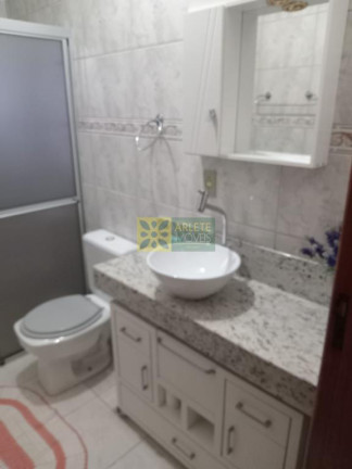 Imagem Casa com 3 Quartos à Venda, 120 m² em Balneário Perequê - Porto Belo Imagem Casa com 3 Quartos à Venda, 120 m² em Balneário Perequê - Porto Belo
