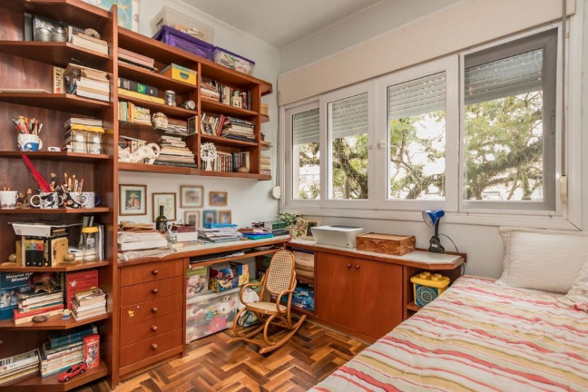 Imagem Imóvel com 2 Quartos à Venda, 60 m² em São João - Porto Alegre Imagem Imóvel com 2 Quartos à Venda, 60 m² em São João - Porto Alegre