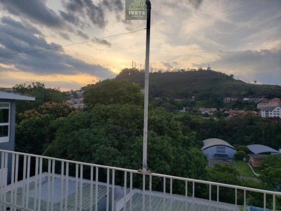 Imagem Casa com 3 Quartos à Venda, 199 m² em Centro - águas De Lindóia Imagem Casa com 3 Quartos à Venda, 199 m² em Centro - águas De Lindóia