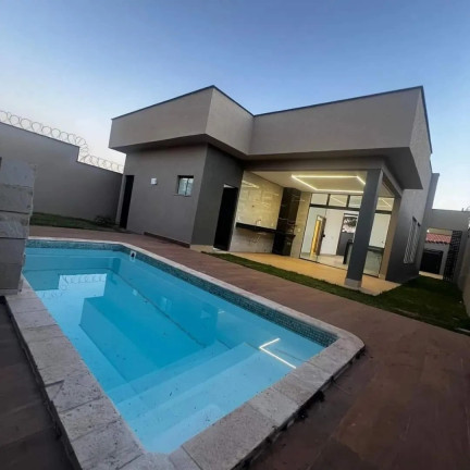 Imagem Imóvel com
3 Quartos à Venda, 175 m² em
Marilia -
Senador Canedo Imagem Imóvel com
3 Quartos à Venda, 175 m² em
Marilia -
Senador Canedo