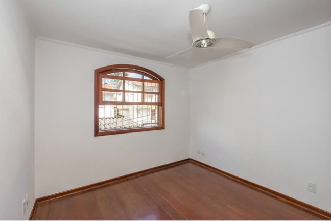 Imagem Casa com 4 Quartos à Venda, 110 m² em Jardim Marajoara - São Paulo Imagem Casa com 4 Quartos à Venda, 110 m² em Jardim Marajoara - São Paulo