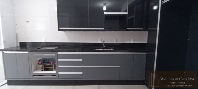 Imagem Sobrado com 2 Quartos à Venda, 72 m² em Santa Regina - Camboriú Imagem Sobrado com 2 Quartos à Venda, 72 m² em Santa Regina - Camboriú