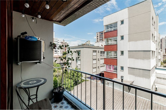 Imagem Apartamento com 2 Quartos à Venda, 117 m² em Moinhos De Vento - Porto Alegre