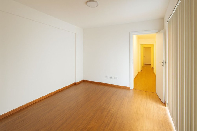 Imagem Apartamento com 1 Quarto à Venda, 63 m² em Portão - Curitiba Imagem Apartamento com 1 Quarto à Venda, 63 m² em Portão - Curitiba