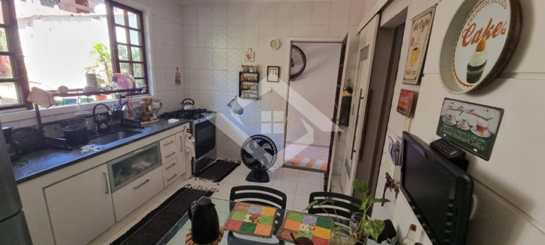 Imagem Casa com 3 Quartos à Venda, 180 m² em Piratininga - Niterói Imagem Casa com 3 Quartos à Venda, 180 m² em Piratininga - Niterói