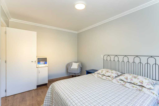 Imagem Apartamento com 3 Quartos à Venda, 67 m² em Ipanema - Porto Alegre Imagem Apartamento com 3 Quartos à Venda, 67 m² em Ipanema - Porto Alegre