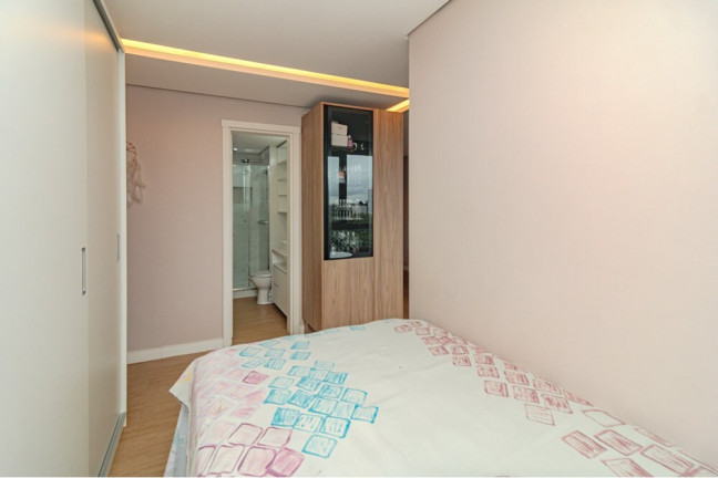 Imagem Apartamento com 3 Quartos à Venda, 72 m² em Passo Da Areia - Porto Alegre