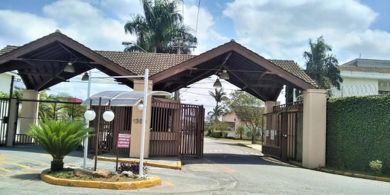Imagem Casa com 3 Quartos à Venda, 330 m² em Jardim Residencial Suzano - Suzano Imagem Casa com 3 Quartos à Venda, 330 m² em Jardim Residencial Suzano - Suzano