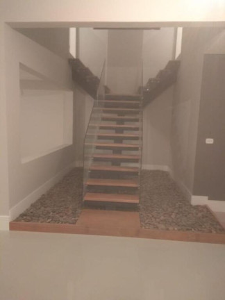 Imagem Sobrado com 3 Quartos à Venda, 250 m² em Jardim Helena - Igaratá Imagem Sobrado com 3 Quartos à Venda, 250 m² em Jardim Helena - Igaratá