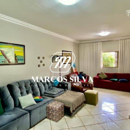 Imagem Casa com 3 Quartos à Venda, 300 m² em Campinas Imagem Casa com 3 Quartos à Venda, 300 m² em Campinas