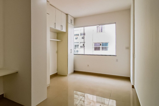 Imagem Imóvel com 1 Quarto à Venda, 26 m² em Flamengo - Rio De Janeiro Imagem Imóvel com 1 Quarto à Venda, 26 m² em Flamengo - Rio De Janeiro