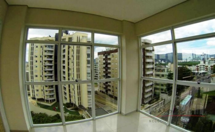 Imagem Apartamento com 3 Quartos à Venda, 239 m² em Agronômica - Florianópolis Imagem Apartamento com 3 Quartos à Venda, 239 m² em Agronômica - Florianópolis