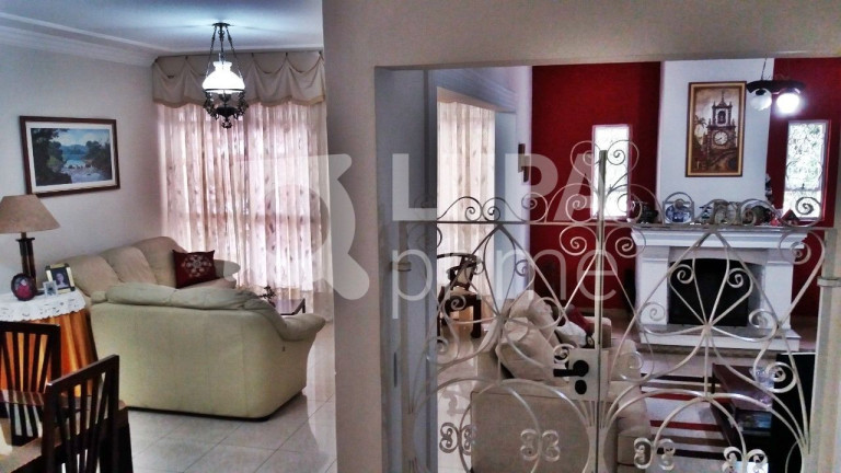 Imagem Casa com 4 Quartos à Venda, 345 m² em Tremembé - São Paulo Imagem Casa com 4 Quartos à Venda, 345 m² em Tremembé - São Paulo