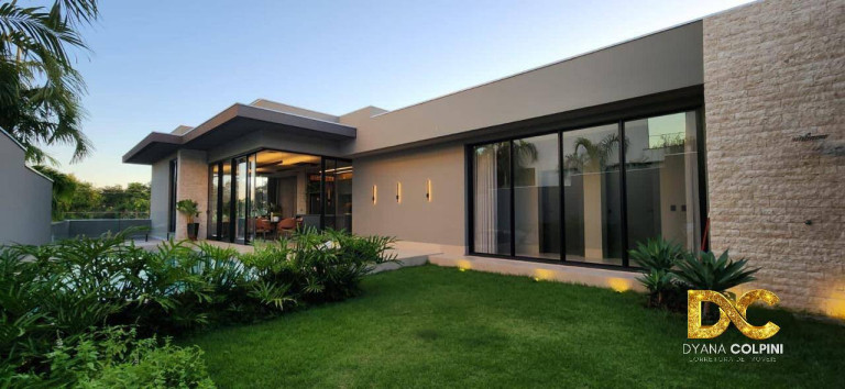 Imagem Casa de Condomínio com 4 Quartos à Venda, 370 m² em Ribeirão Do Lipa - Cuiabá Imagem Casa de Condomínio com 4 Quartos à Venda, 370 m² em Ribeirão Do Lipa - Cuiabá