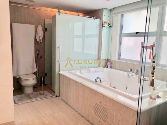 Imagem Imóvel com 3 Quartos à Venda, 182 m² em Lourdes - Belo Horizonte Imagem Imóvel com 3 Quartos à Venda, 182 m² em Lourdes - Belo Horizonte