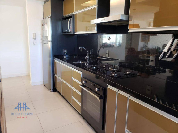 Imagem Cobertura com 3 Quartos à Venda, 227 m² em Itacorubi - Florianópolis Imagem Cobertura com 3 Quartos à Venda, 227 m² em Itacorubi - Florianópolis