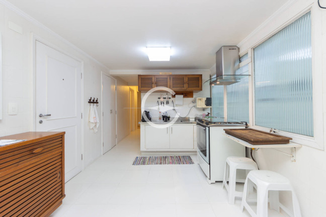 Imagem Apartamento com 3 Quartos à Venda, 130 m² em Itaim Bibi - São Paulo Imagem Apartamento com 3 Quartos à Venda, 130 m² em Itaim Bibi - São Paulo