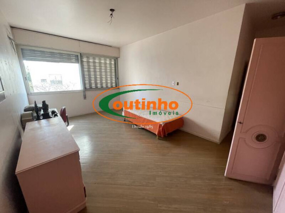 Imagem Apartamento com 4 Quartos à Venda, 240 m² em Tijuca - Rio De Janeiro Imagem Apartamento com 4 Quartos à Venda, 240 m² em Tijuca - Rio De Janeiro