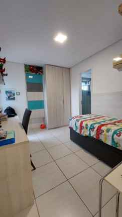 Imagem Imóvel com 4 Quartos à Venda, 113 m² em Torre - Recife Imagem Imóvel com 4 Quartos à Venda, 113 m² em Torre - Recife