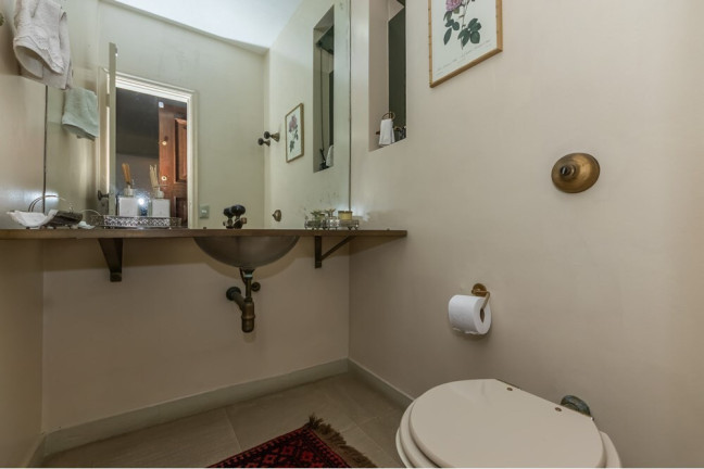 Imagem Casa com 3 Quartos à Venda, 379 m² em Pacaembu - São Paulo Imagem Casa com 3 Quartos à Venda, 379 m² em Pacaembu - São Paulo