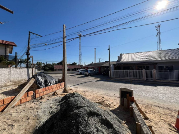 Imagem Casa com 3 Quartos à Venda, 122 m² em Centro - Balneário Barra Do Sul Imagem Casa com 3 Quartos à Venda, 122 m² em Centro - Balneário Barra Do Sul