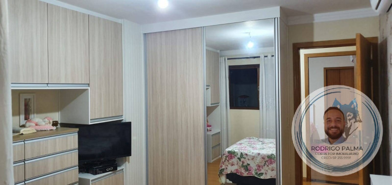 Imagem Casa com 3 Quartos à Venda, 225 m² em Jardim Portugal - São José Dos Campos