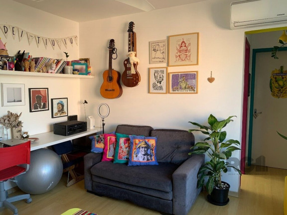 Imagem Imóvel com 1 Quarto à Venda, em Menino Deus - Porto Alegre Imagem Imóvel com 1 Quarto à Venda, em Menino Deus - Porto Alegre