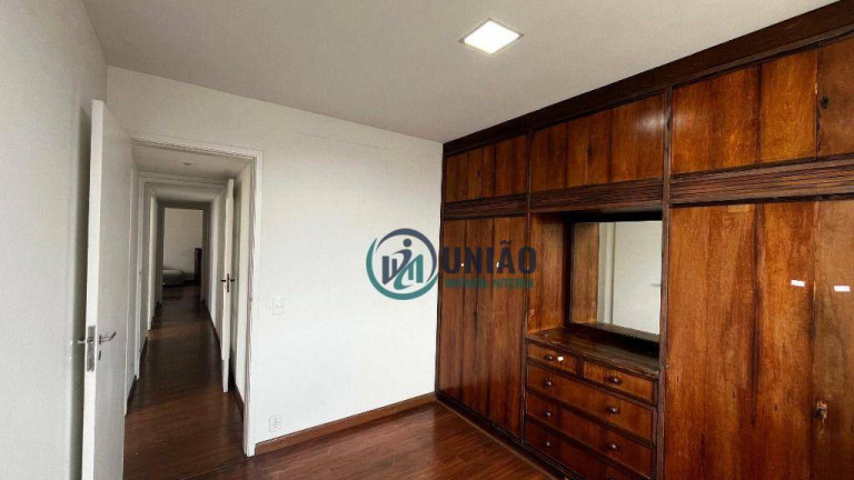 Imagem Apartamento com 4 Quartos à Venda, 140 m² em Ingá - Niterói
