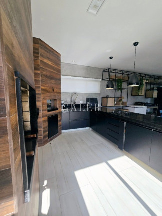 Imagem Casa com 3 Quartos à Venda, 197 m² em Condomínio Serra Da Estrela - Atibaia Imagem Casa com 3 Quartos à Venda, 197 m² em Condomínio Serra Da Estrela - Atibaia