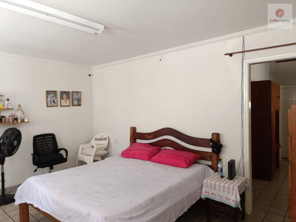 Imagem Casa com 4 Quartos à Venda, 200 m² Imagem Casa com 4 Quartos à Venda, 200 m²