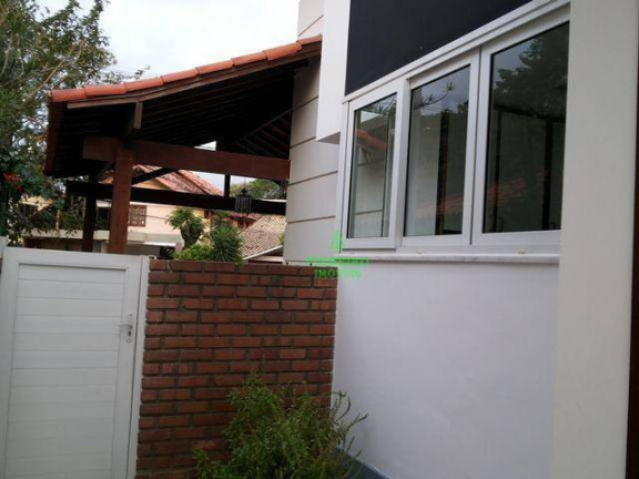 Imagem Casa com 3 Quartos à Venda, 300 m² em Piratininga - Niterói Imagem Casa com 3 Quartos à Venda, 300 m² em Piratininga - Niterói