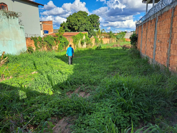 Imagem Terreno à Venda, 2 m² em Edgar Pereira - Montes Claros Imagem Terreno à Venda, 2 m² em Edgar Pereira - Montes Claros