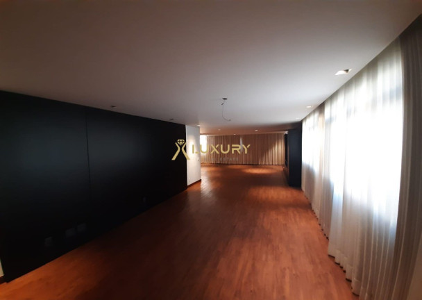 Imagem Imóvel com 4 Quartos à Venda, 310 m² em Lourdes - Belo Horizonte Imagem Imóvel com 4 Quartos à Venda, 310 m² em Lourdes - Belo Horizonte