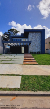 Casa com 4 Quartos à Venda, 30 m² em Vila De Abrantes (abrantes) - Camaçari