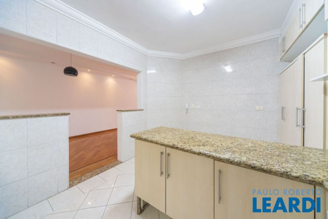 Imagem Sobrado com 3 Quartos à Venda, 228 m² em Vila Gilda - Santo André Imagem Sobrado com 3 Quartos à Venda, 228 m² em Vila Gilda - Santo André