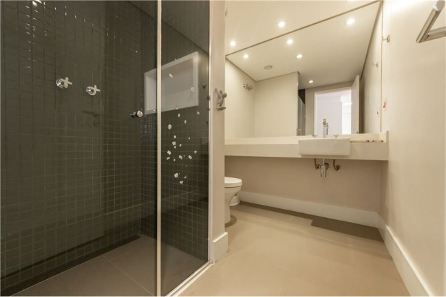 Imagem Apartamento com 3 Quartos à Venda, 198 m² em Itaim Bibi - São Paulo