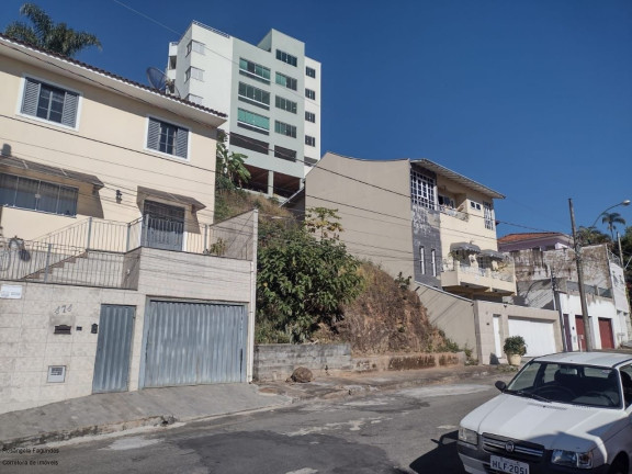 Imagem Terreno à Venda, 162 m² em Jardim Centenário - Poços De Caldas Imagem Terreno à Venda, 162 m² em Jardim Centenário - Poços De Caldas