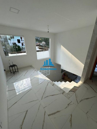 Imagem Casa com 3 Quartos à Venda, 180 m² em Piratininga - Niterói