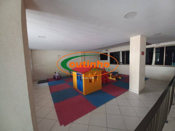 Imagem Apartamento com 2 Quartos à Venda, 107 m² em Maracanã - Rio De Janeiro Imagem Apartamento com 2 Quartos à Venda, 107 m² em Maracanã - Rio De Janeiro