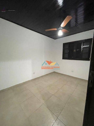 Imagem Casa com 2 Quartos à Venda, 62 m² em Britânia - Caraguatatuba