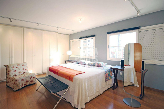 Imagem Apartamento com 3 Quartos à Venda, 168 m² em Itaim Bibi - São Paulo Imagem Apartamento com 3 Quartos à Venda, 168 m² em Itaim Bibi - São Paulo