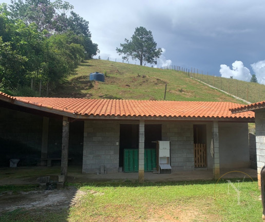 Imagem Imóvel com 1 Quarto à Venda, 60 m² em Pouso Alegre - Santa Isabel Imagem Imóvel com 1 Quarto à Venda, 60 m² em Pouso Alegre - Santa Isabel