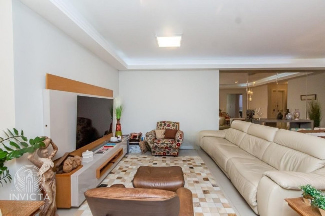 Imagem Apartamento com 3 Quartos à Venda, 178 m² em Centro - Balneário Camboriú