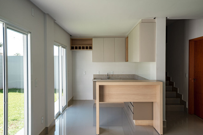 Imagem Casa com 3 Quartos à Venda, 131 m² em Sítios Santa Luzia - Aparecida De Goiânia Imagem Casa com 3 Quartos à Venda, 131 m² em Sítios Santa Luzia - Aparecida De Goiânia